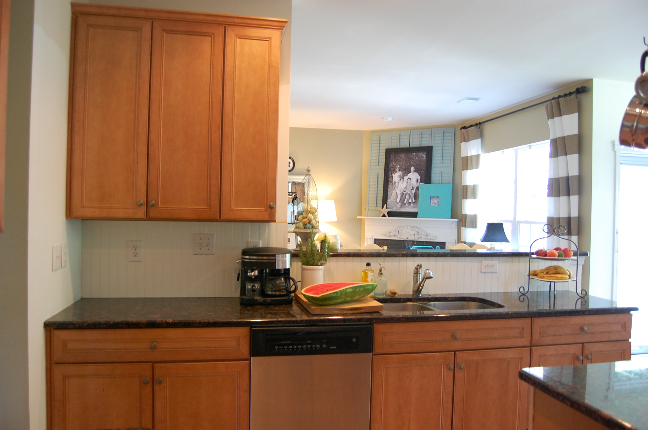 10 Removable Kitchen Backsplash Ideas