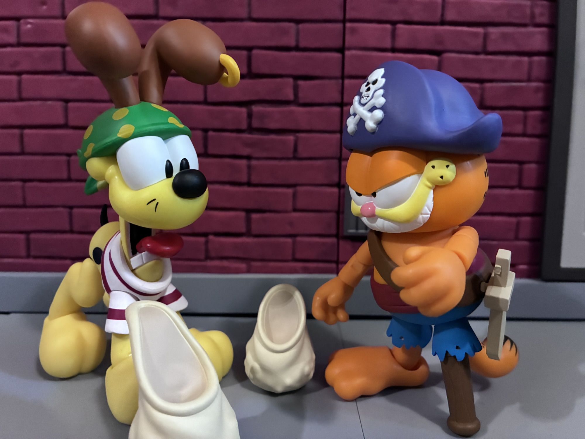 Boss Fight Studio Garfield & Odie Halloween Adventure Set – The