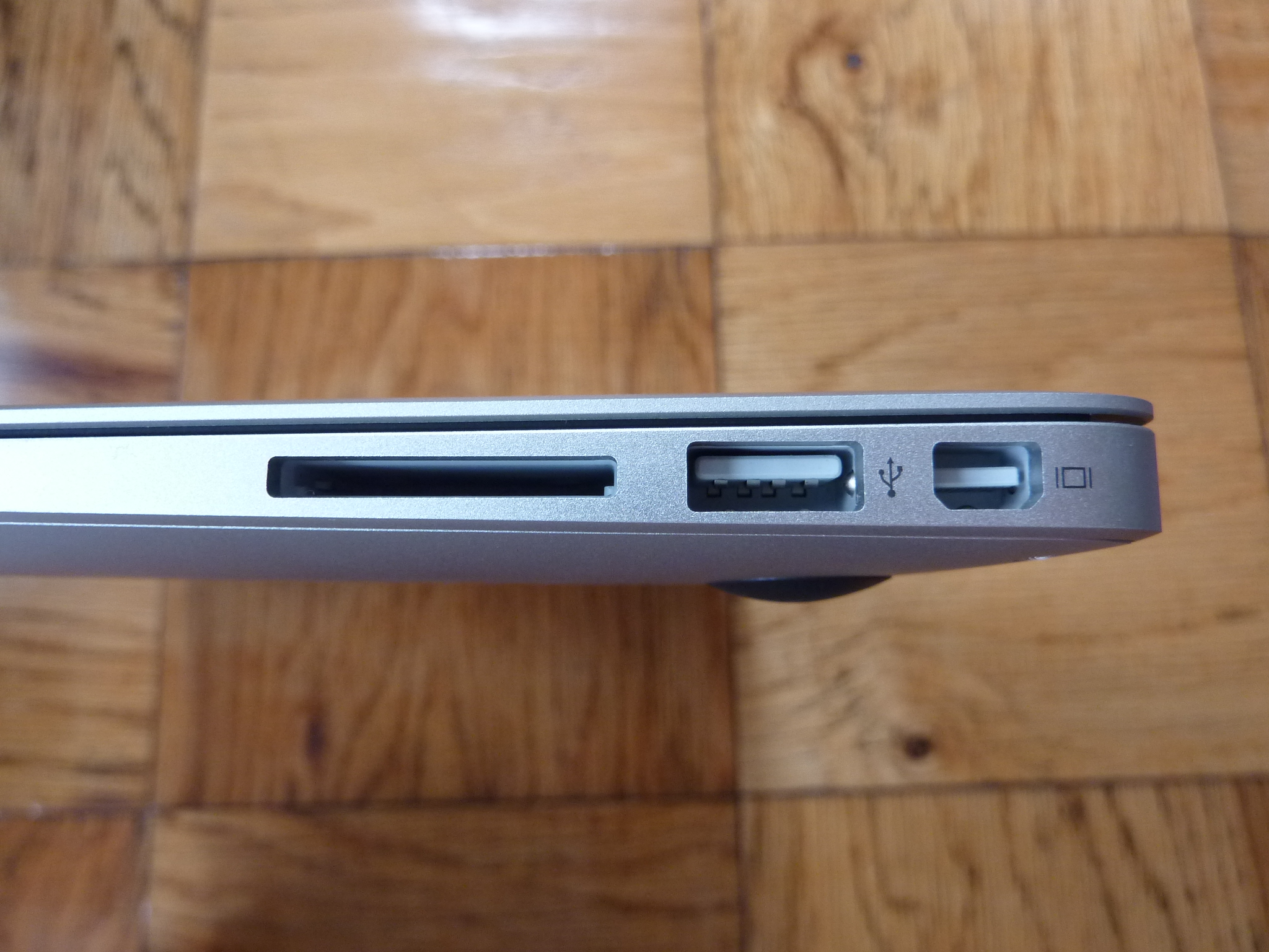 MacBook Air (late 2010) review | TheONbutton Durham Computer Services