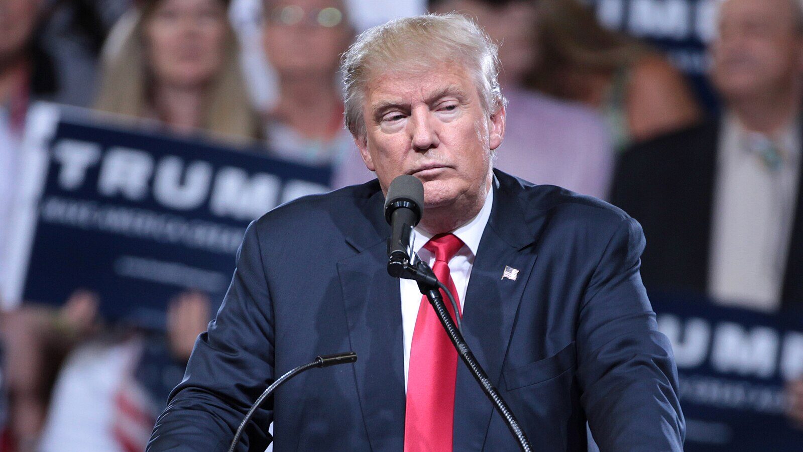 Donald Trump speaking with supporters at a campaign rally at Veterans Memorial Coliseum at the Arizona State Fairgrounds in Phoenix, Arizona. Please attribute to Gage Skidmore if used elsewhere.