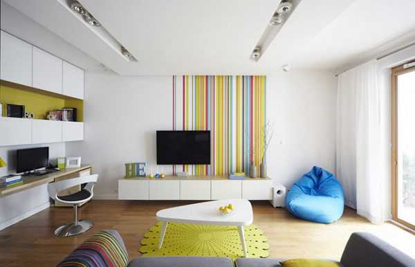 Colorful-striped-wall