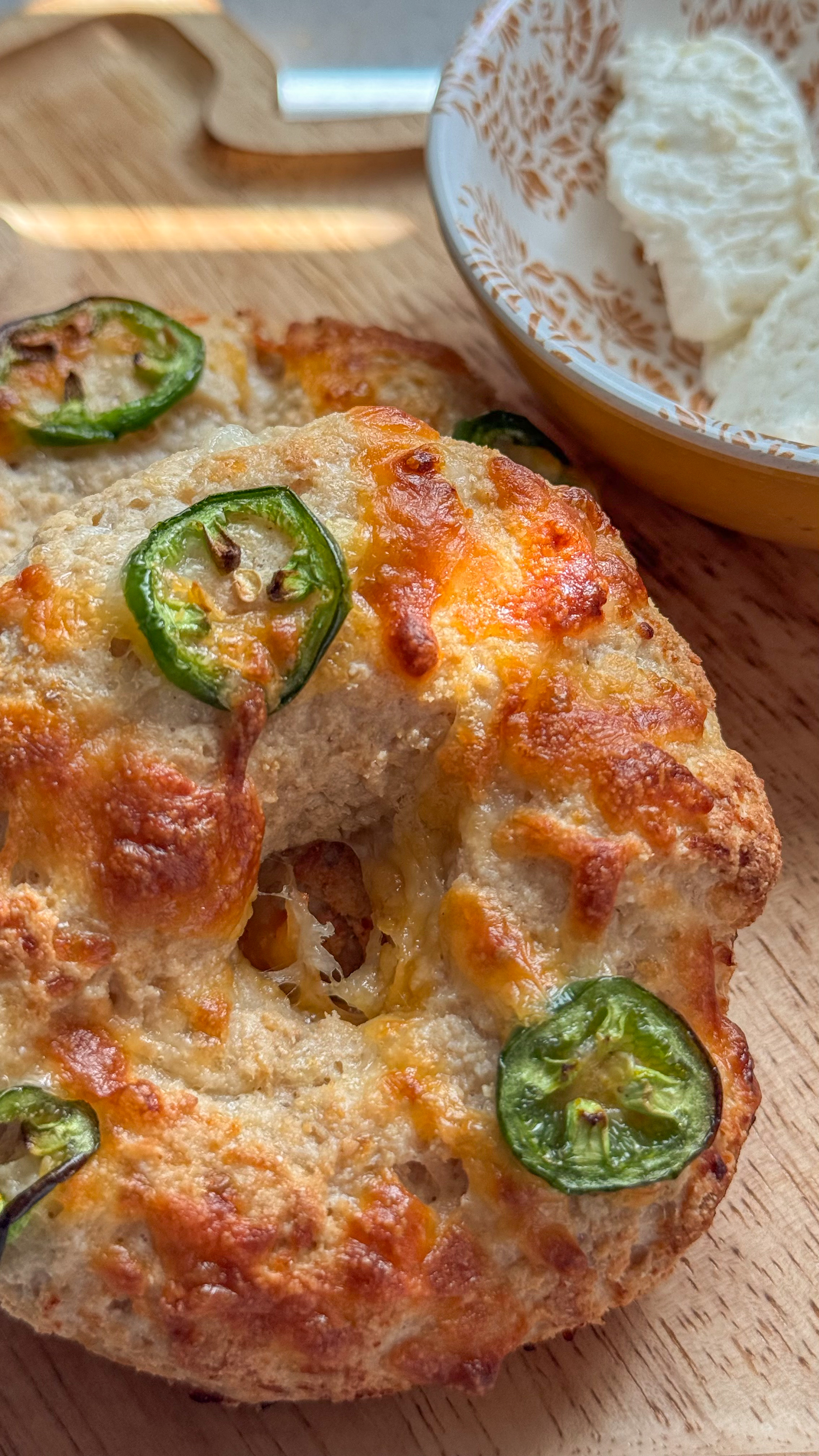 Jalapeño Cheese Protein Bagels