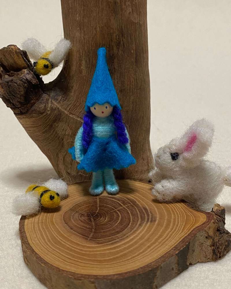 Medium Girl Pixies Bright Colours The Pixie Patch - HD Gradient Backgrounds for Desktop