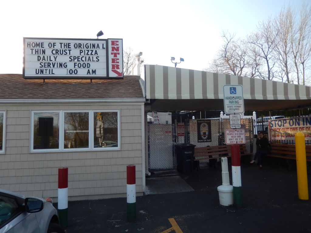 neptune njs pete eldas bar carmens pizzeriaa pizza legend on the jersey shore the pizza snob on pete and eldas pizza calories