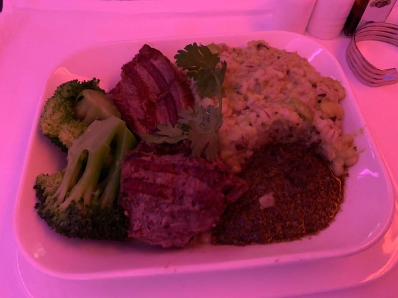 Emirates Business Class DXB - SFO