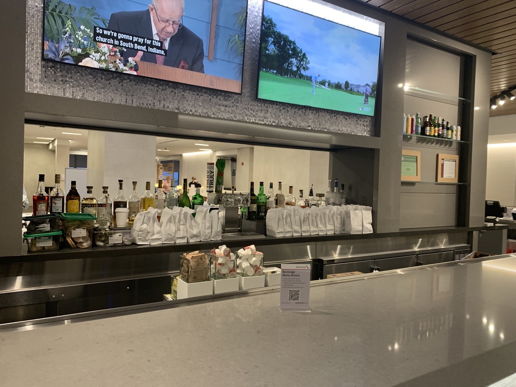 American Airlines 7a