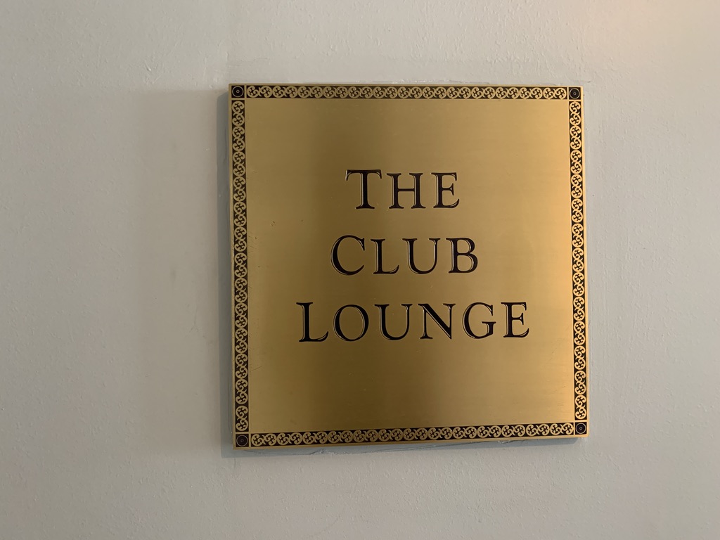 Club lounge