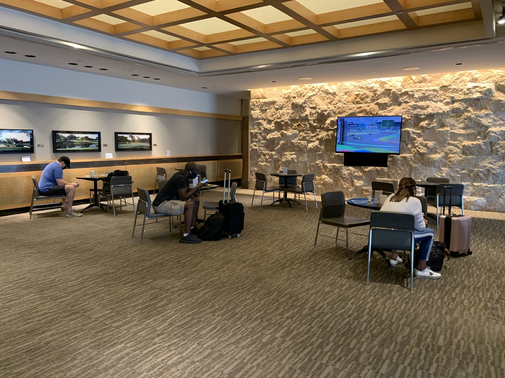 TV Lounge at The Admirals Club DFW C20