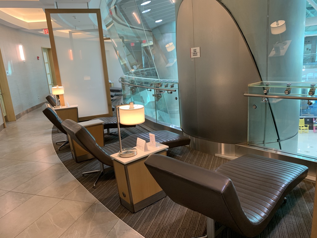 American Airlines Admirals Club Miami - Quiet Area