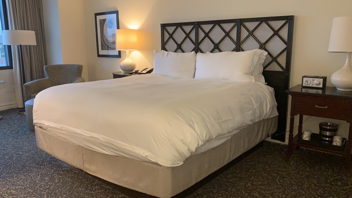The Ritz Carlton Pentagon City bed