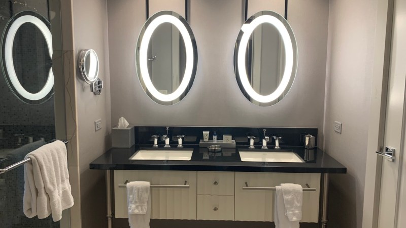 Double vanity