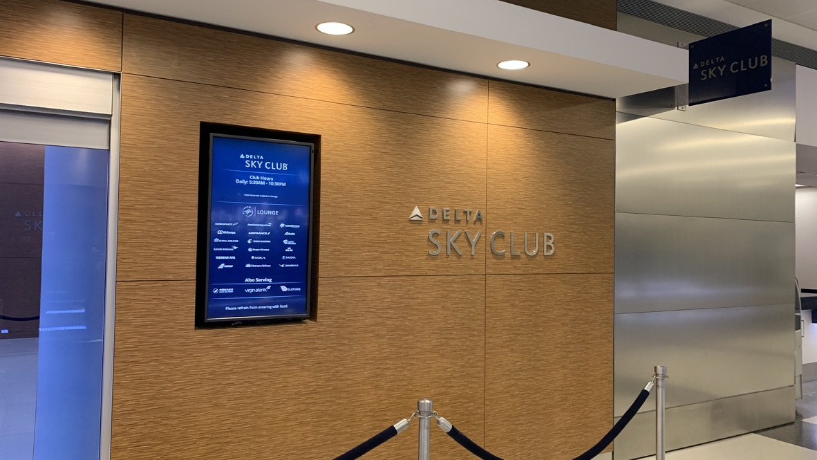 Delta SkyClub New York JFK opening hours