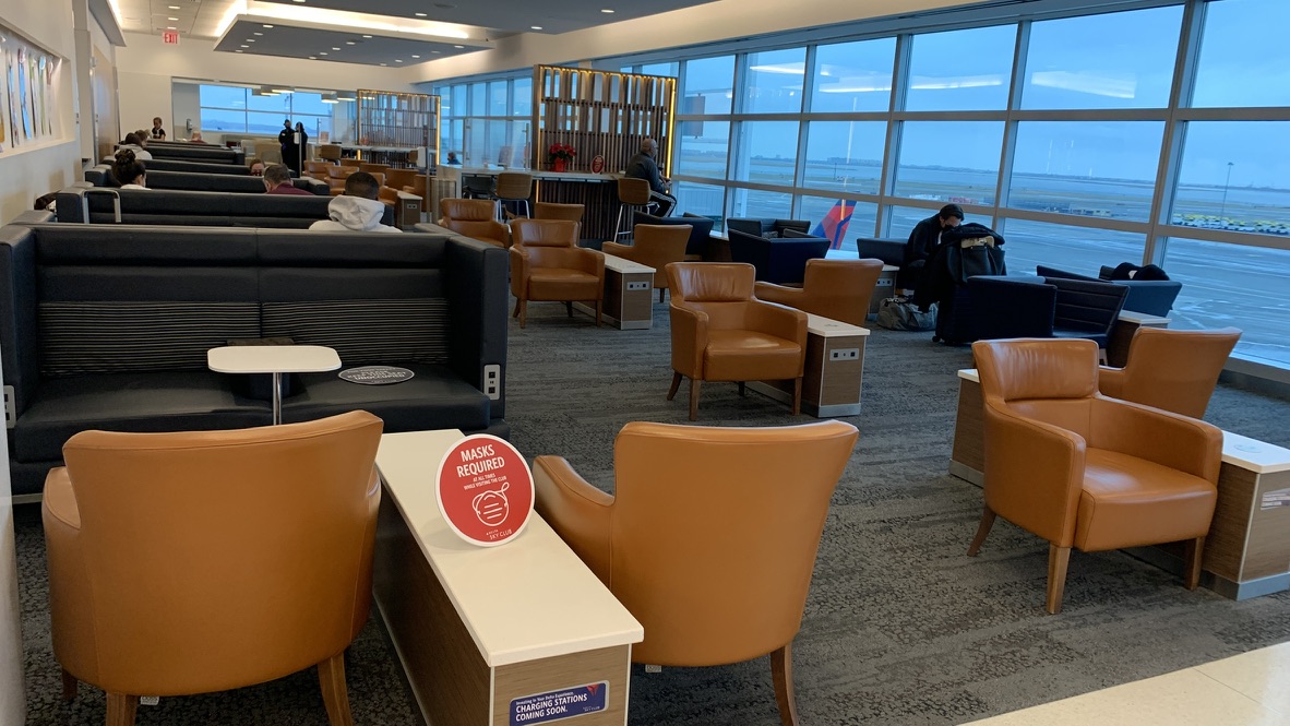 Seating area 1 at the Delta SkyClub JFK