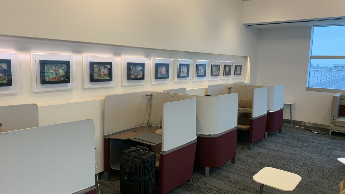 Seating area 4 at the Delta SkyClub JFK