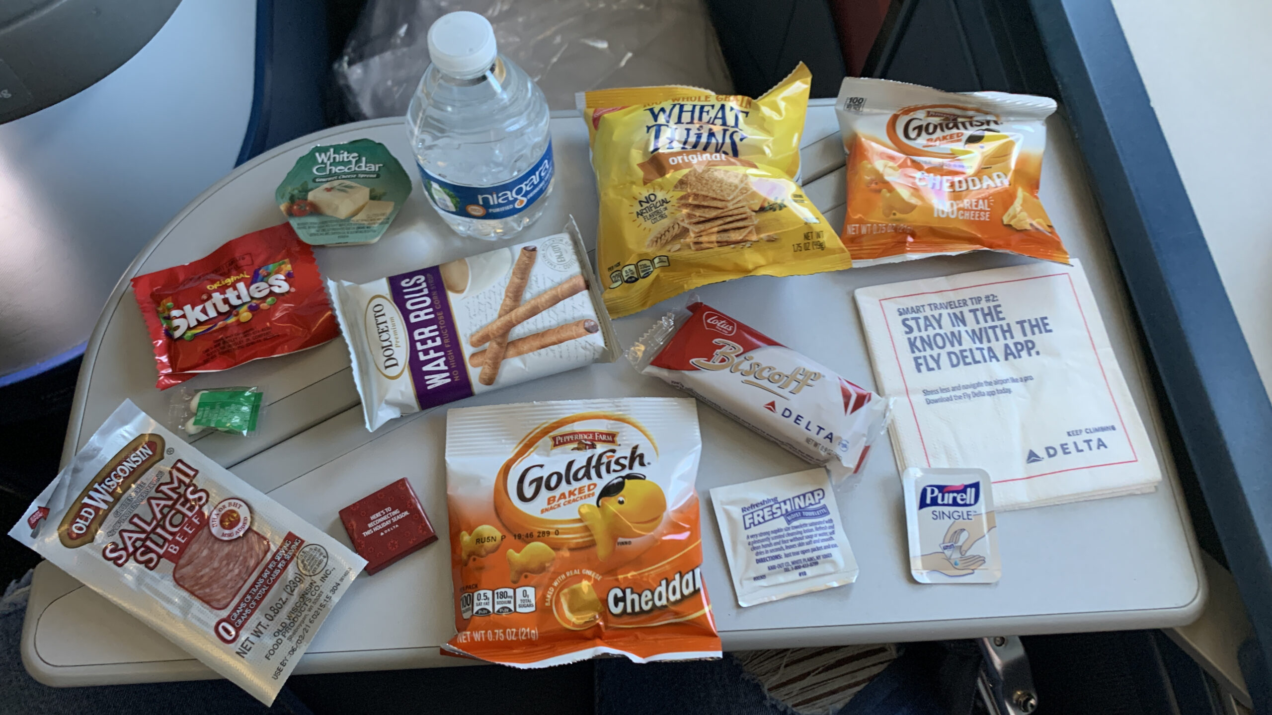 Delta One Food & Beverage (snacks)