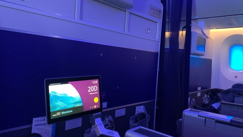 United Airlines Premium Plus