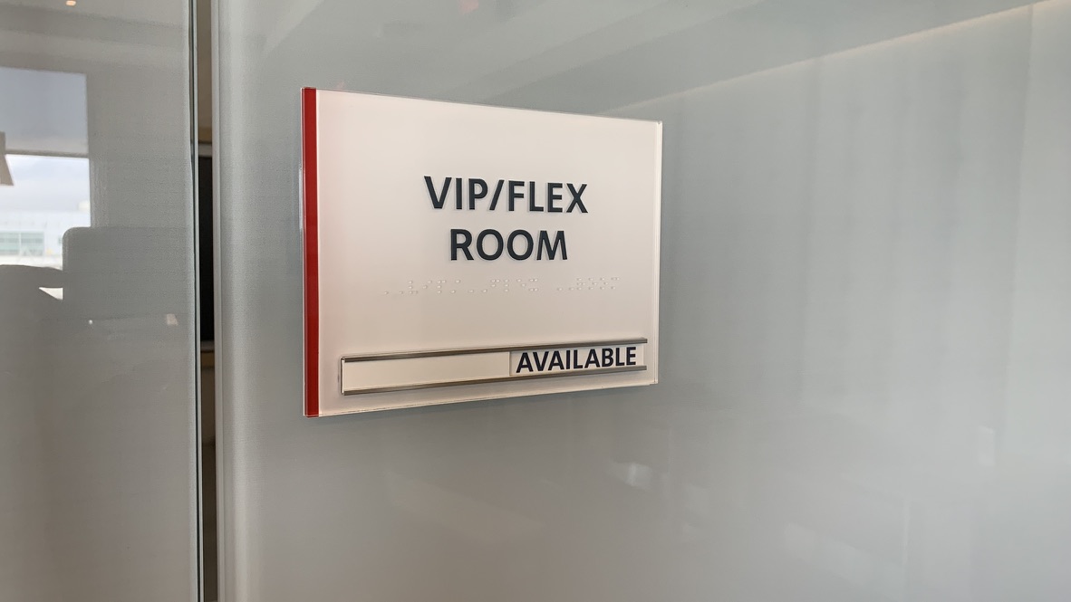 Conference Room - Admirals Club San Francisco (SFO) Airport