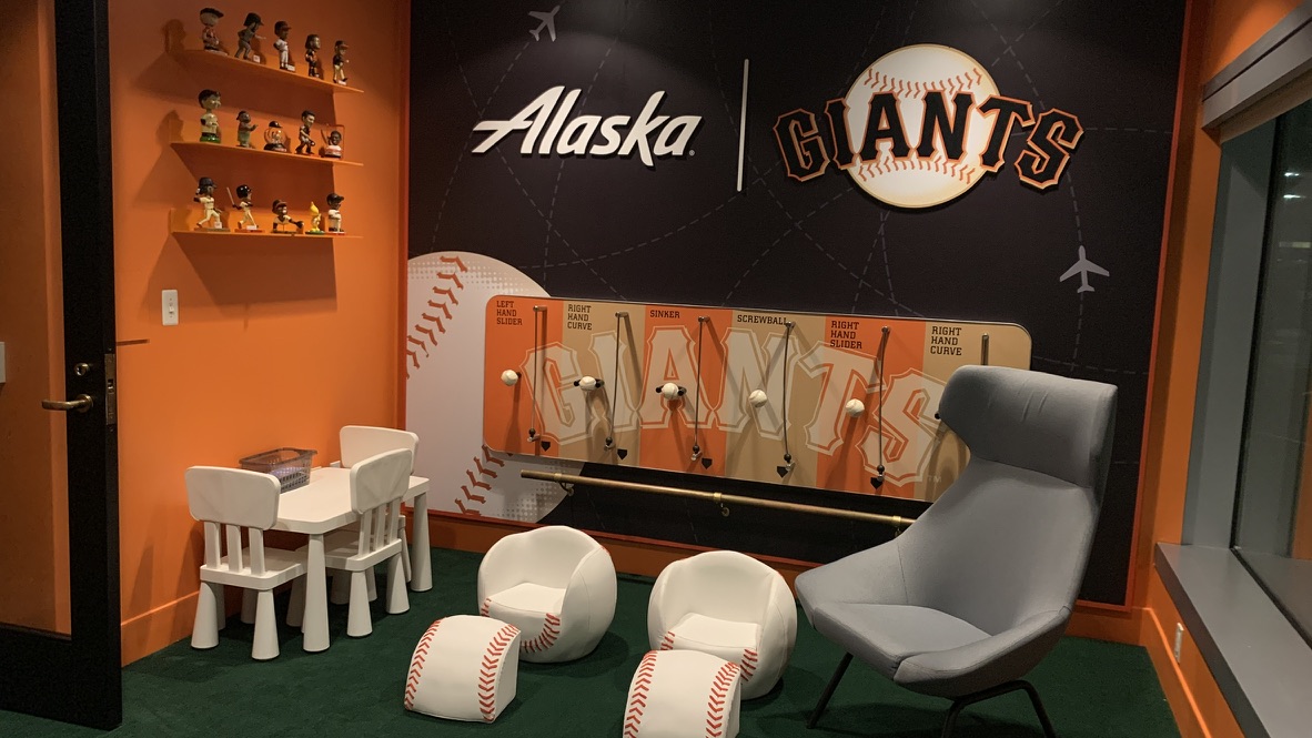 Alaska Lounge SFO kids area 2