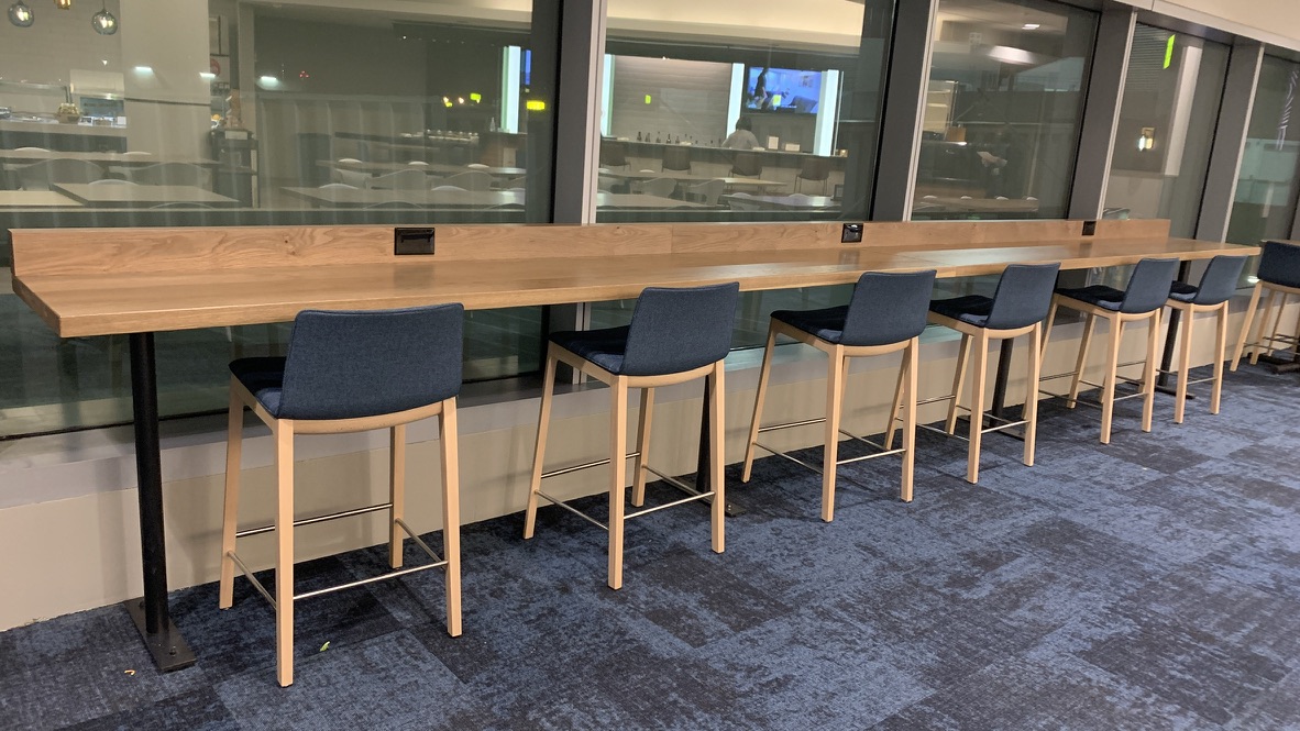 Alaska Lounge SFO communal table