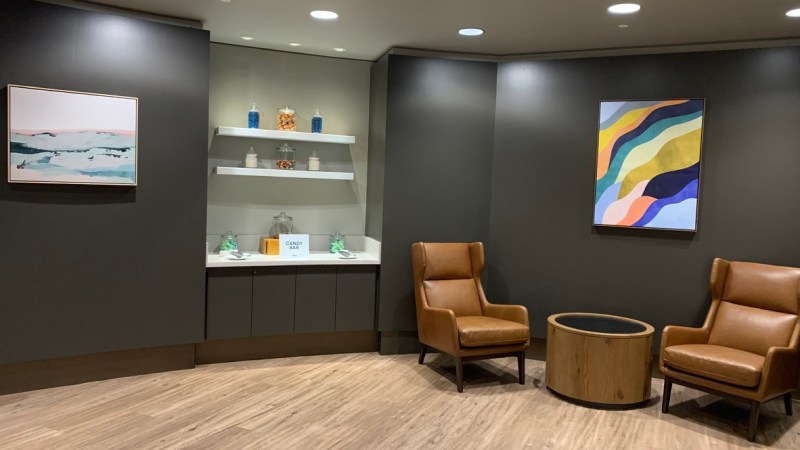 Candy bar - Alaska Lounge SFO