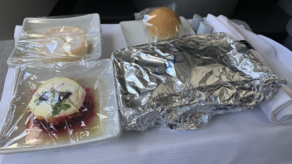 Inflight dining on the Flagship Business A321T