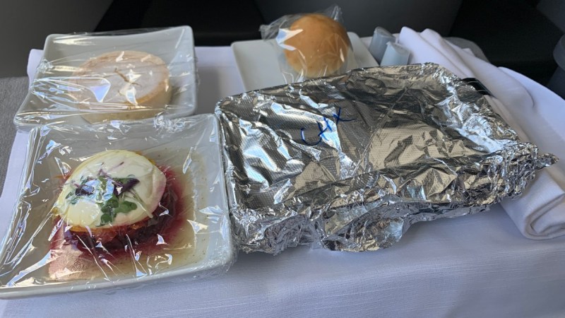 Inflight dining on the Flagship Business A321T