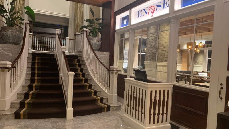 Entyse Restaurant