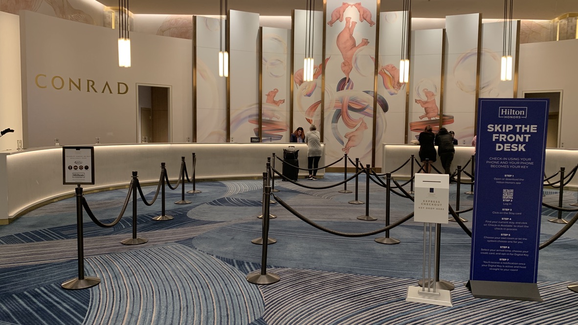 Conrad Las Vegas - Check in counter