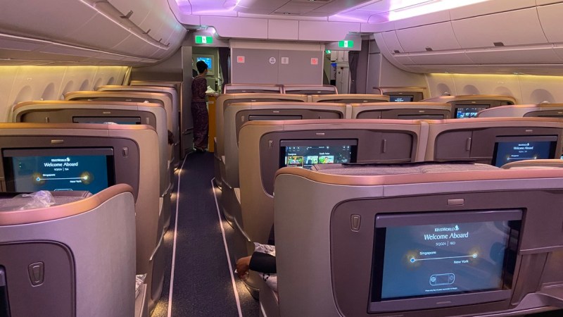 SQ24 Business Class cabin