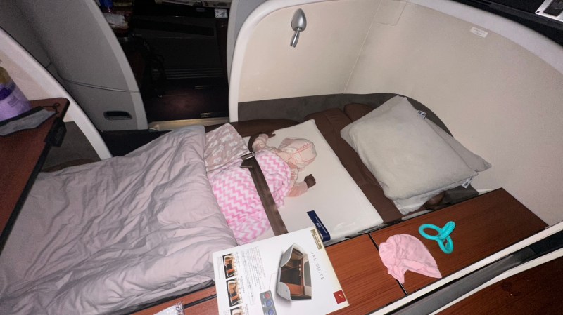Japan Airlines First Class - Lie Flat Bed