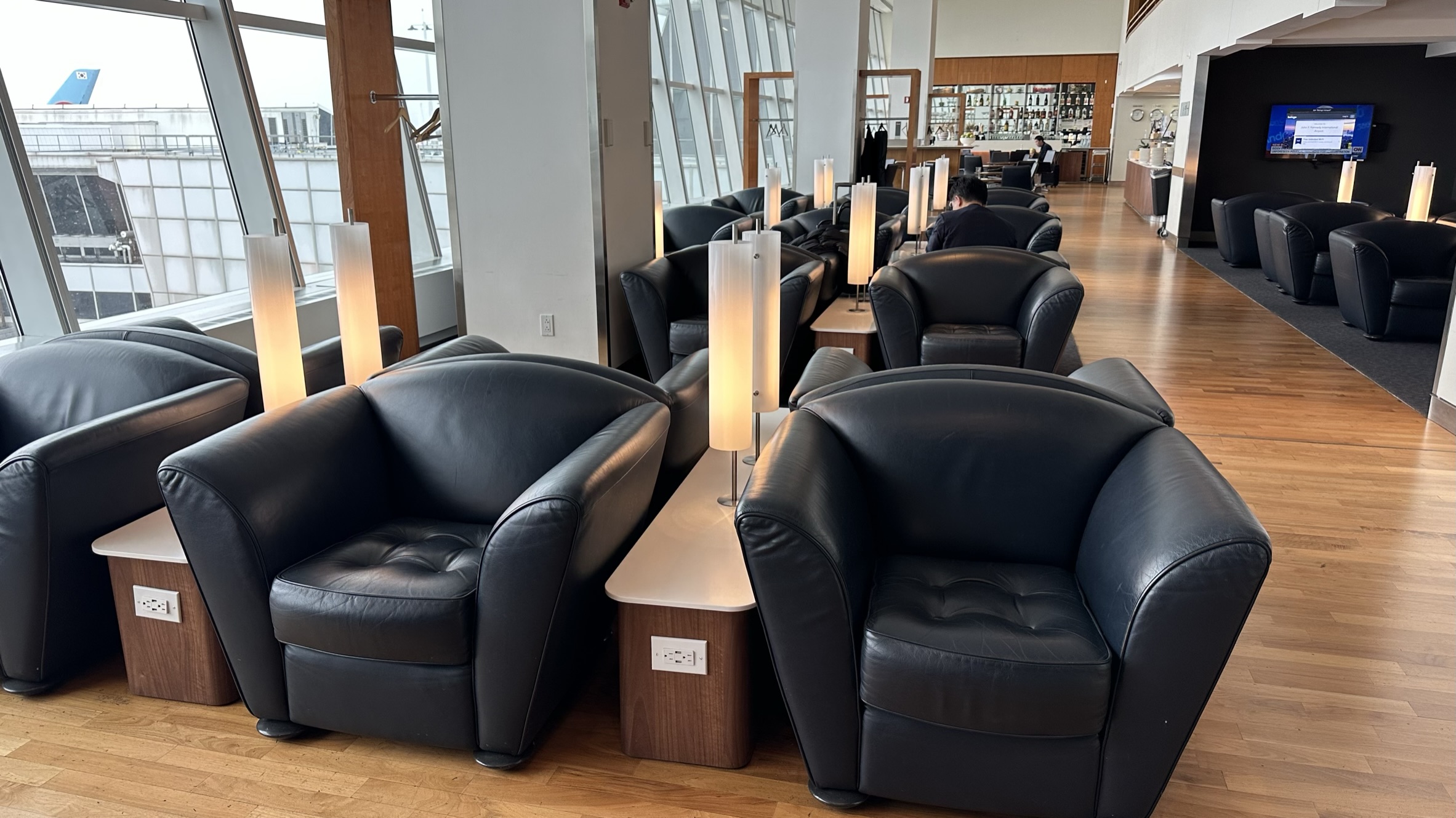 Lufthansa Lounge JFK seating area