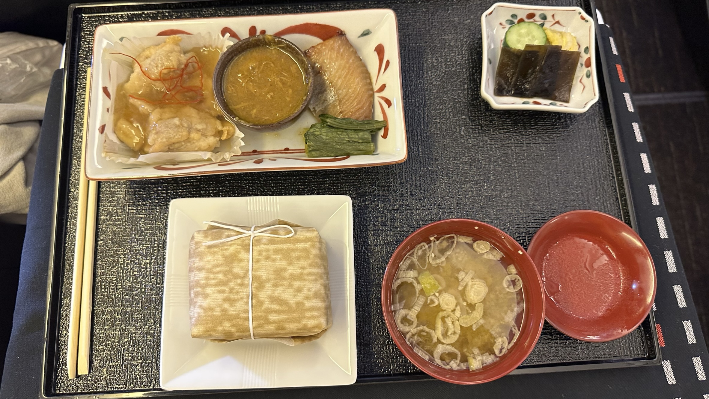 JAL Business Class Boeing 767 - Japanese menu