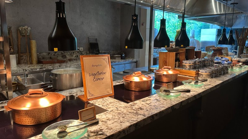 Buffet spread
