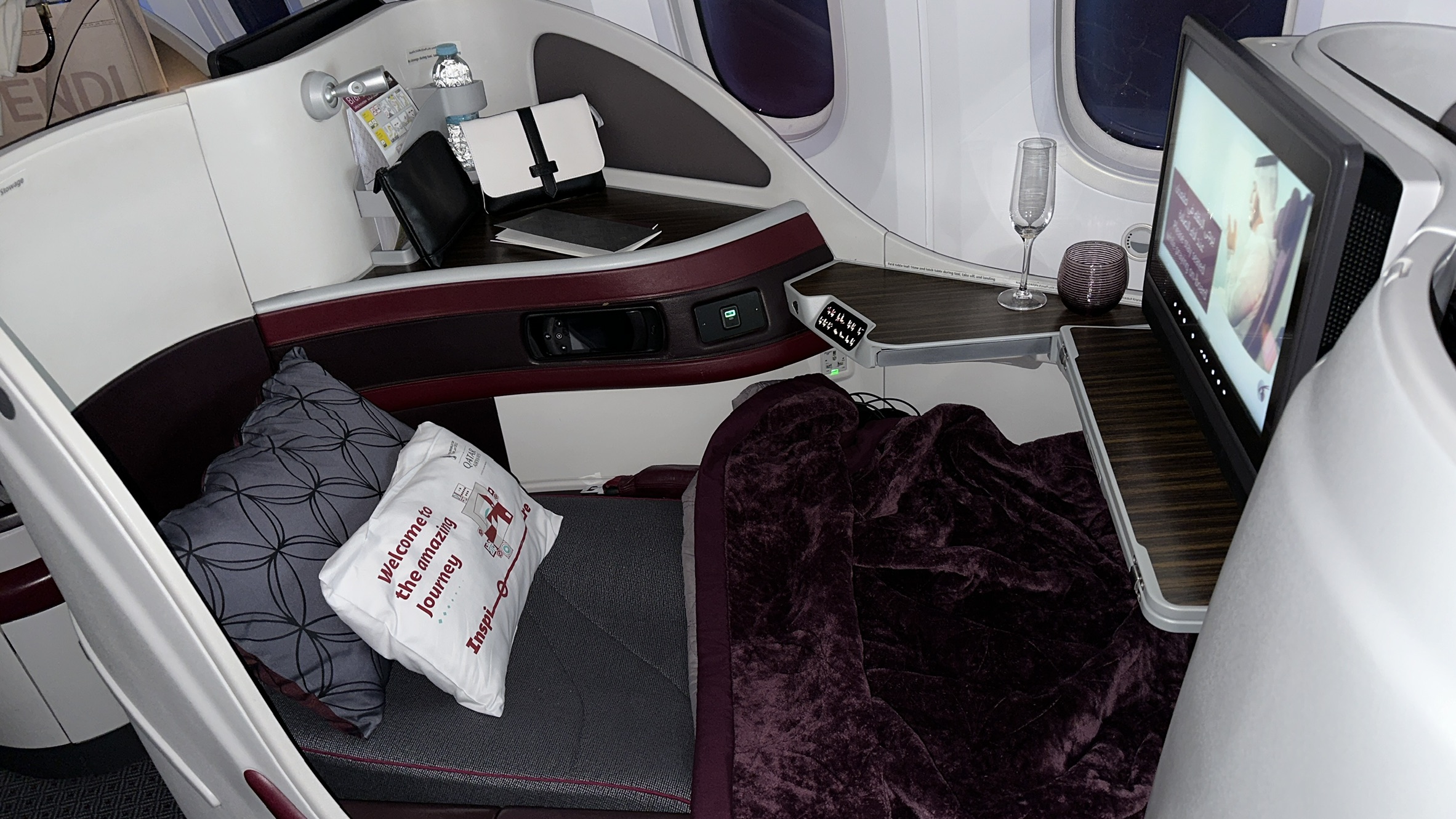 Qatar Airways Business Class Boeing 787 lie-flat bed