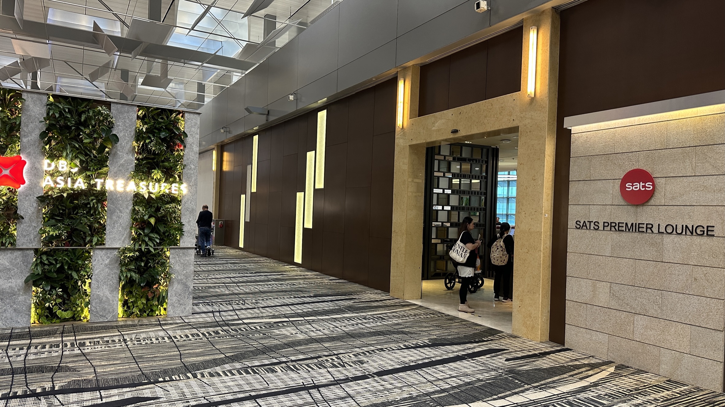 Silverkris Lounge Changi Airport, Singapore