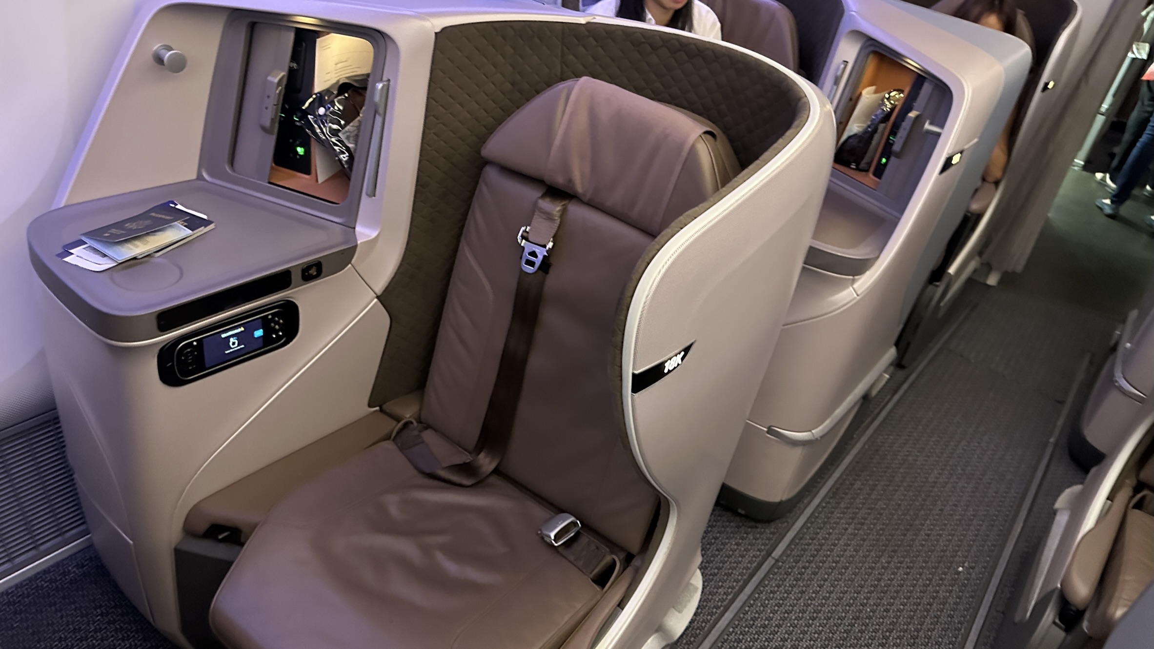 Singapore Airlines Business Class Boeing 787 Dreamliner