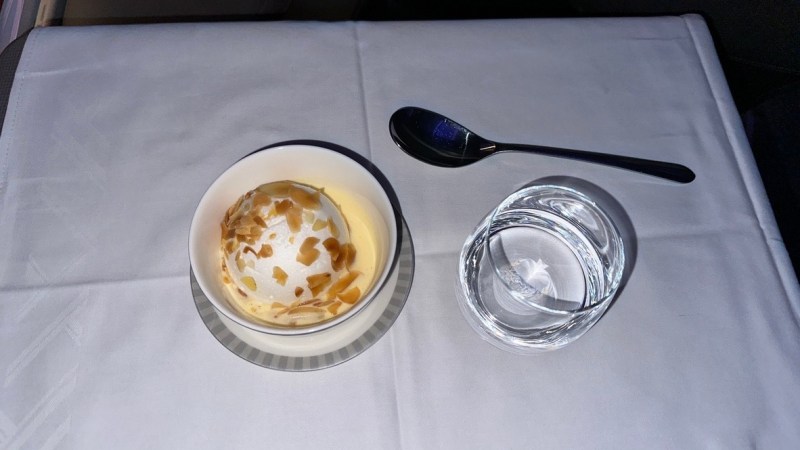 Pre-arrival dessert