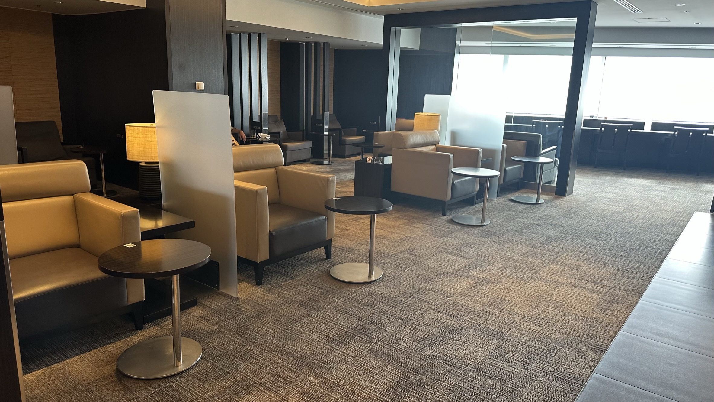 JAL First Class Lounge Tokyo Narita