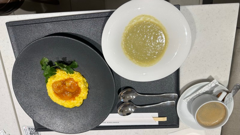 JAL First Class Lounge Tokyo Narita