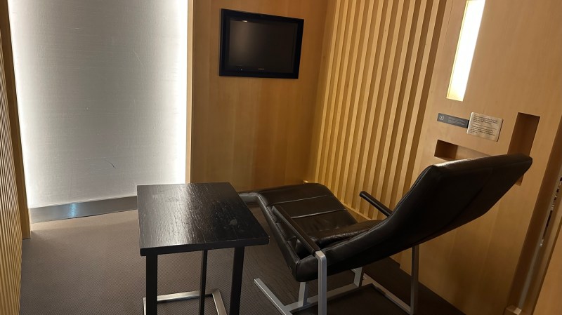 Sleep area with privacy door