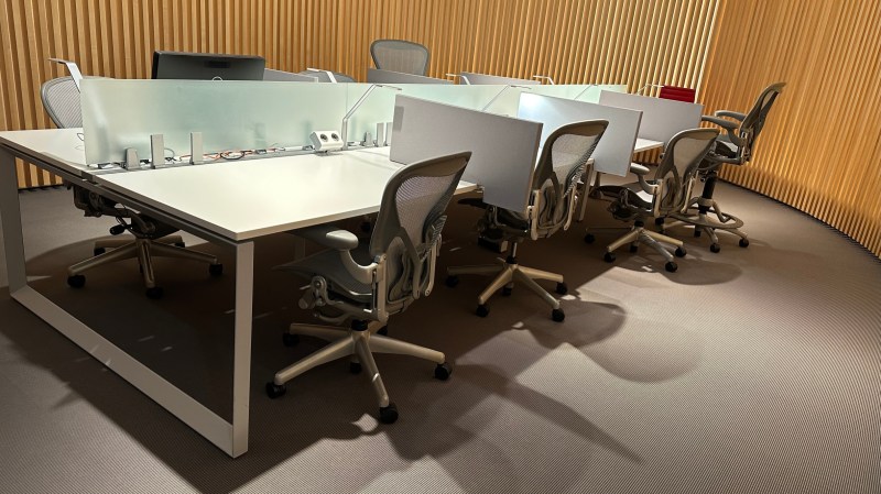 Business Center at the lounge