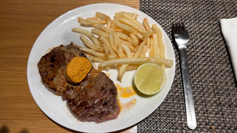 Steak & Fries at the lounge