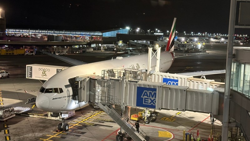 Panoramic views of the apron