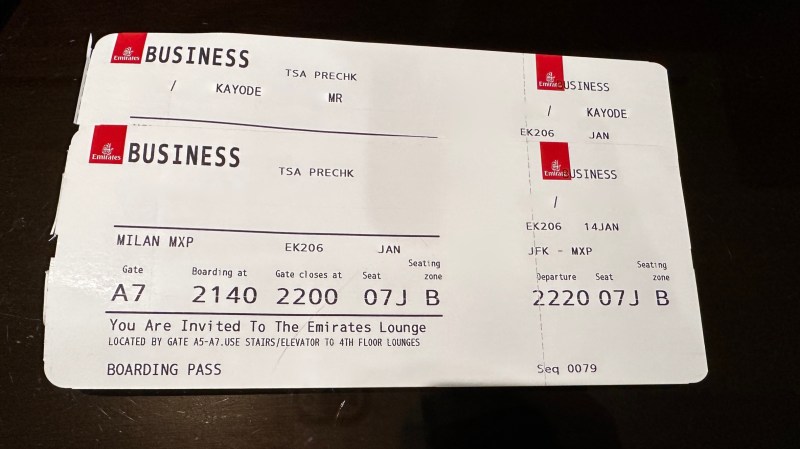 Emirates bording passes