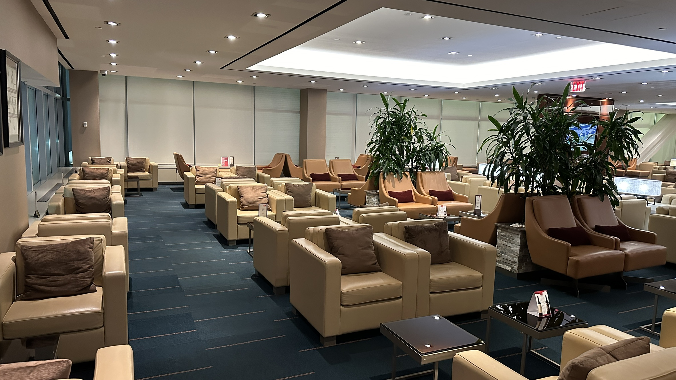 The Emirates Lounge, New York JFK