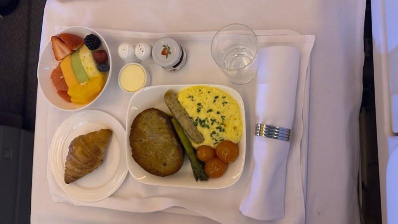Pre-arrival breakfast