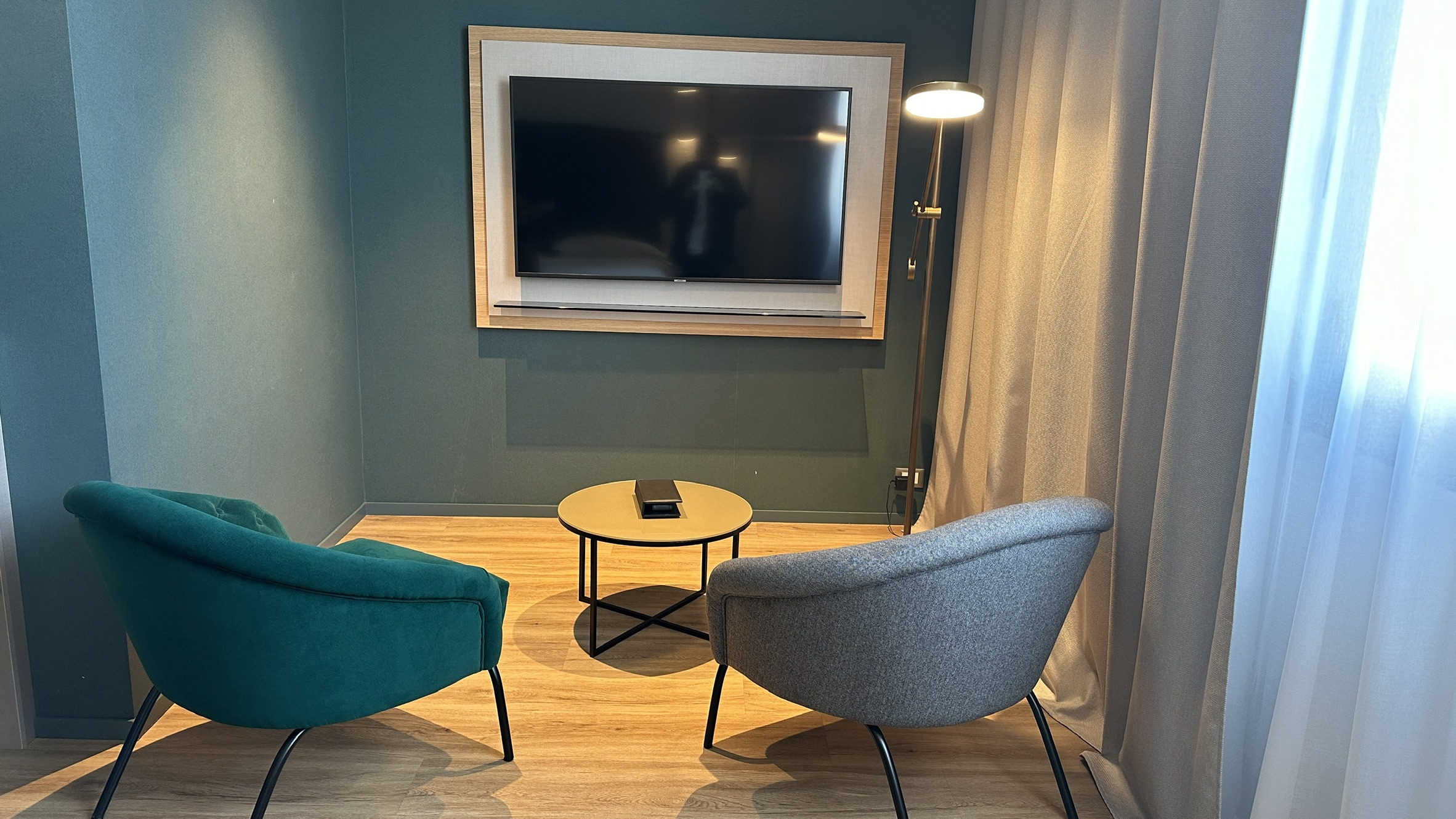 Living Area in the 1 Bedroom Junior Suite