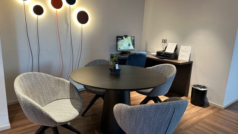 Club Lounge