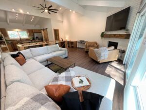 Managing an airbnb: 10 best-kept secrets from a superhost