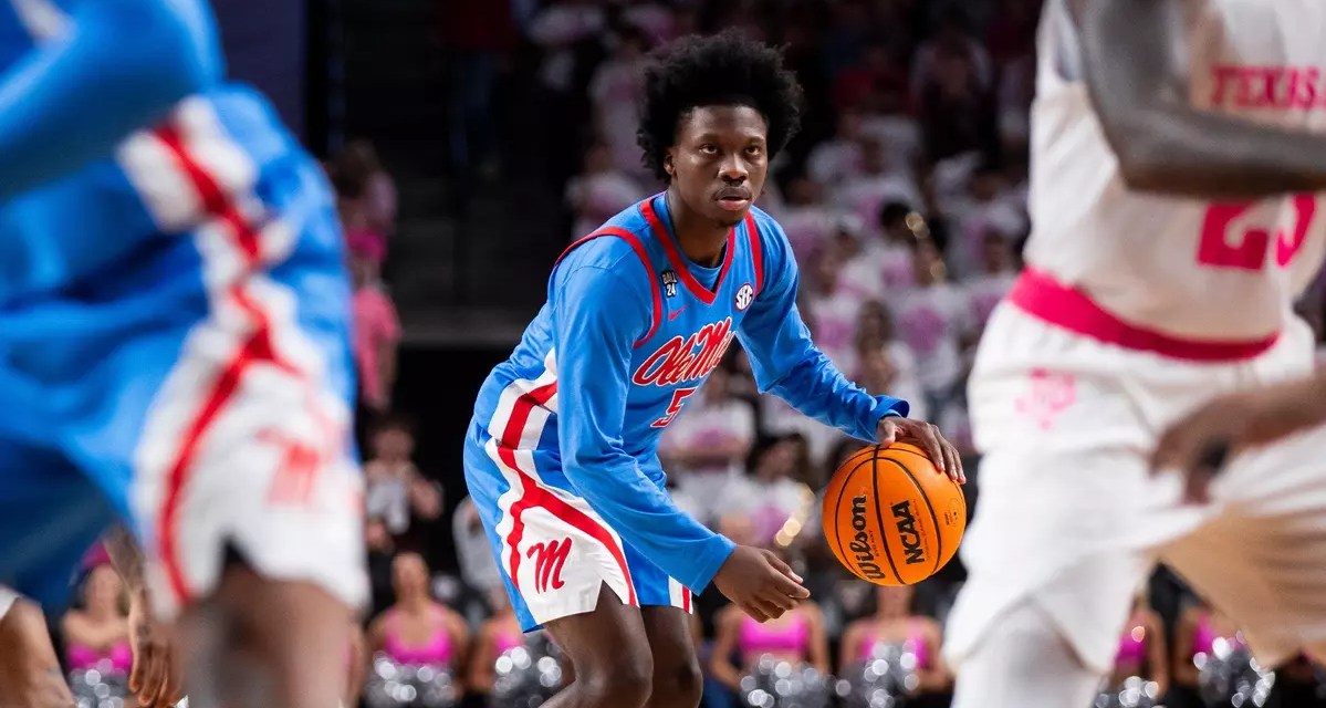 JuJu Murray scores 16 points and hits clutch 3-pointer as Ole Miss rallies late to beat Texas A&M on the road, 71-68